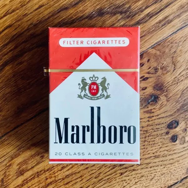 sigarette-marlboro-sigillate-da-collezione-usa-1983-articoli-662_副本.jpg Marlboro Red - Image 1